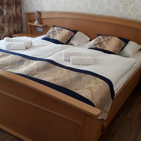 Hotel Eleon