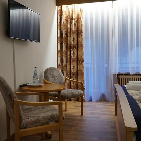 Eleon Hotel