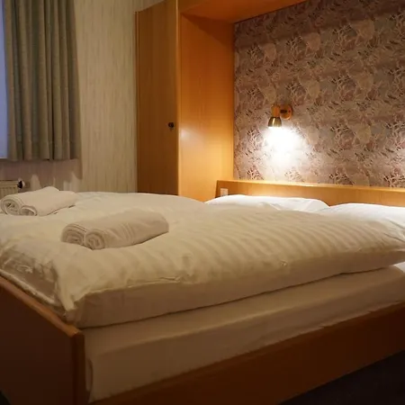 Eleon Hotel